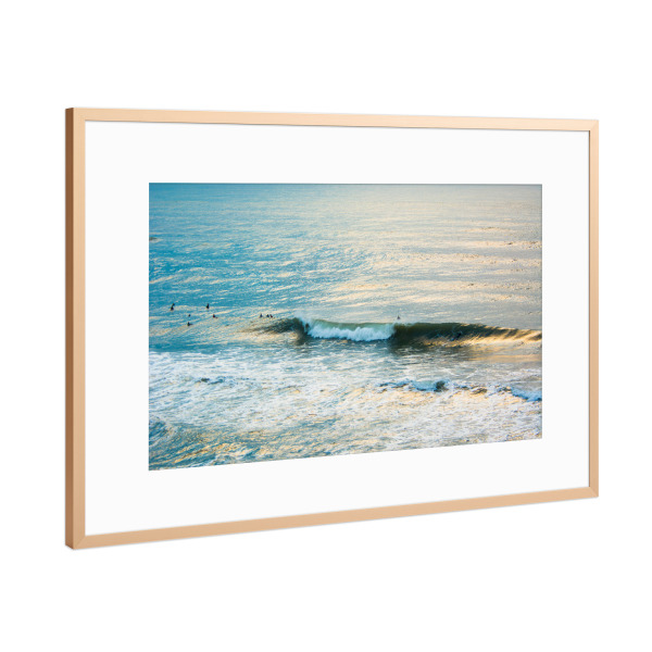 Poster mit Rahmen Kupfer "Surfen bei Sonnenuntergang" artboxONE - Reise,Reise / Strand und Meer,Sport,Städte / Weitere