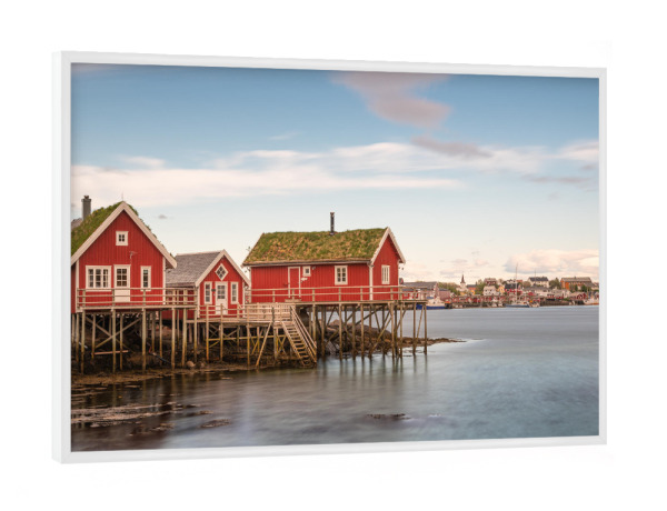 Poster mit weißem Rahmen "Lofoten Bootshäuser - Norwegen" artboxONE - Reise,Architektur