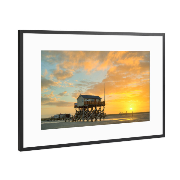 Poster mit Rahmen Schwarz (Metallic) "Sonnenaufgang in St. Peter-Ording" artboxONE - Natur,Reise,Architektur,Reise / Strand und Meer