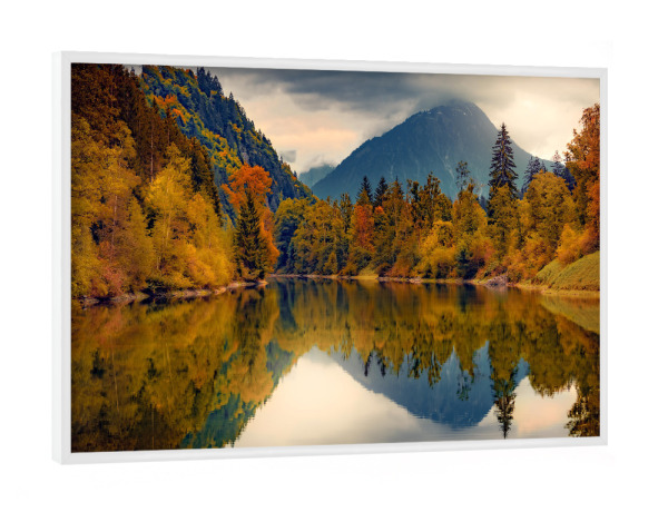 Poster mit weißem Rahmen "Auwaldsee, Allgäu" artboxONE - Natur,Reise - Herbst,Natur,Landschaft,See,Allgäu,Bayern,Deutschland,Berge,Gebirge,Farbenfroh