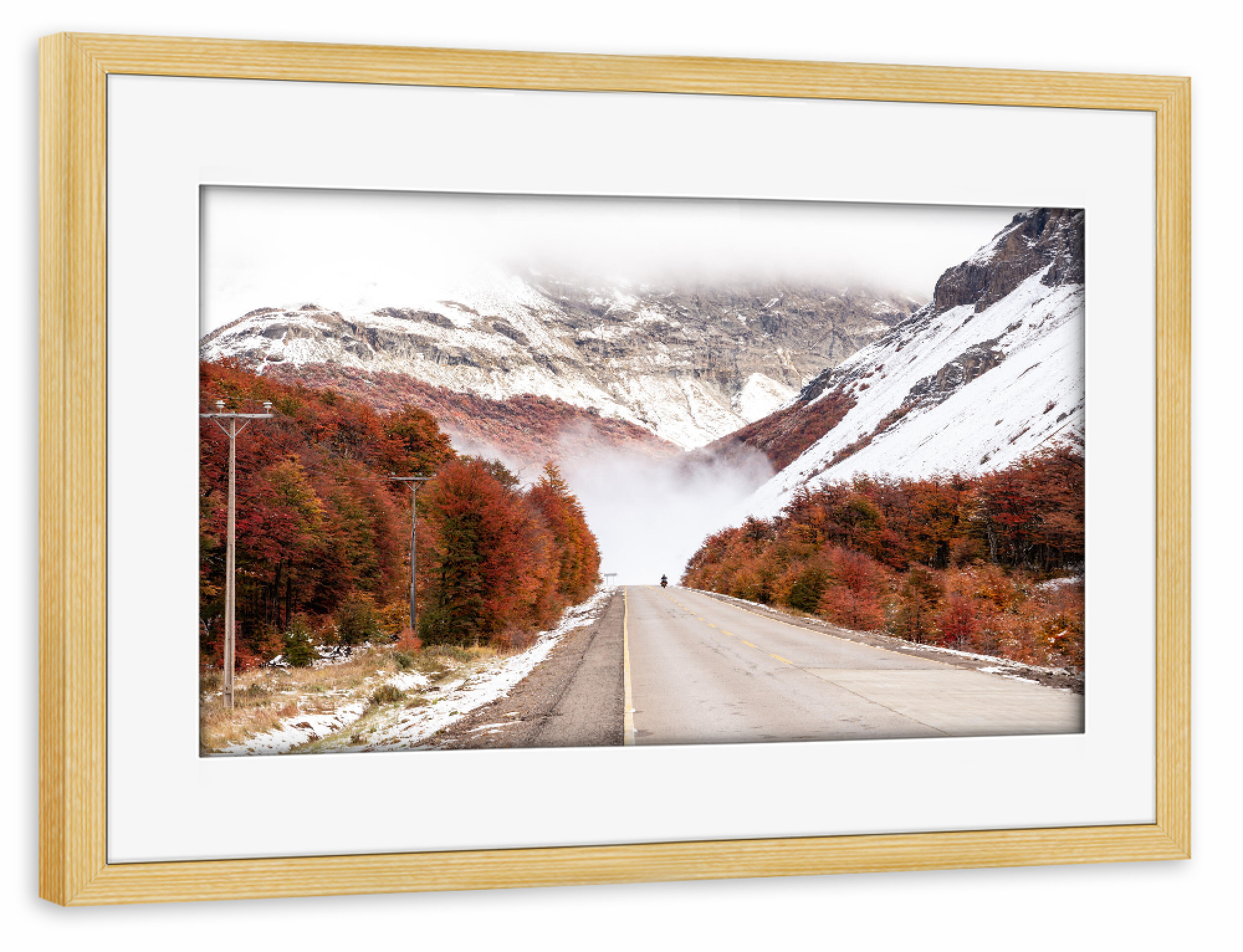 Poster mit Rahmen kiefer "Riding South" artboxONE - Natur,Reise - Motorrad,Bike,Reise,Carretera austral,Chile,Herbst,Patagonien,Strasse