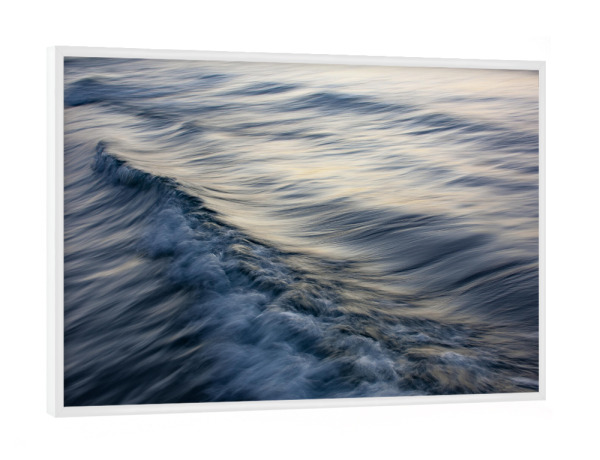 Poster mit weißem Rahmen "Die tosende Welle" artboxONE - Natur,Reise / Strand und Meer