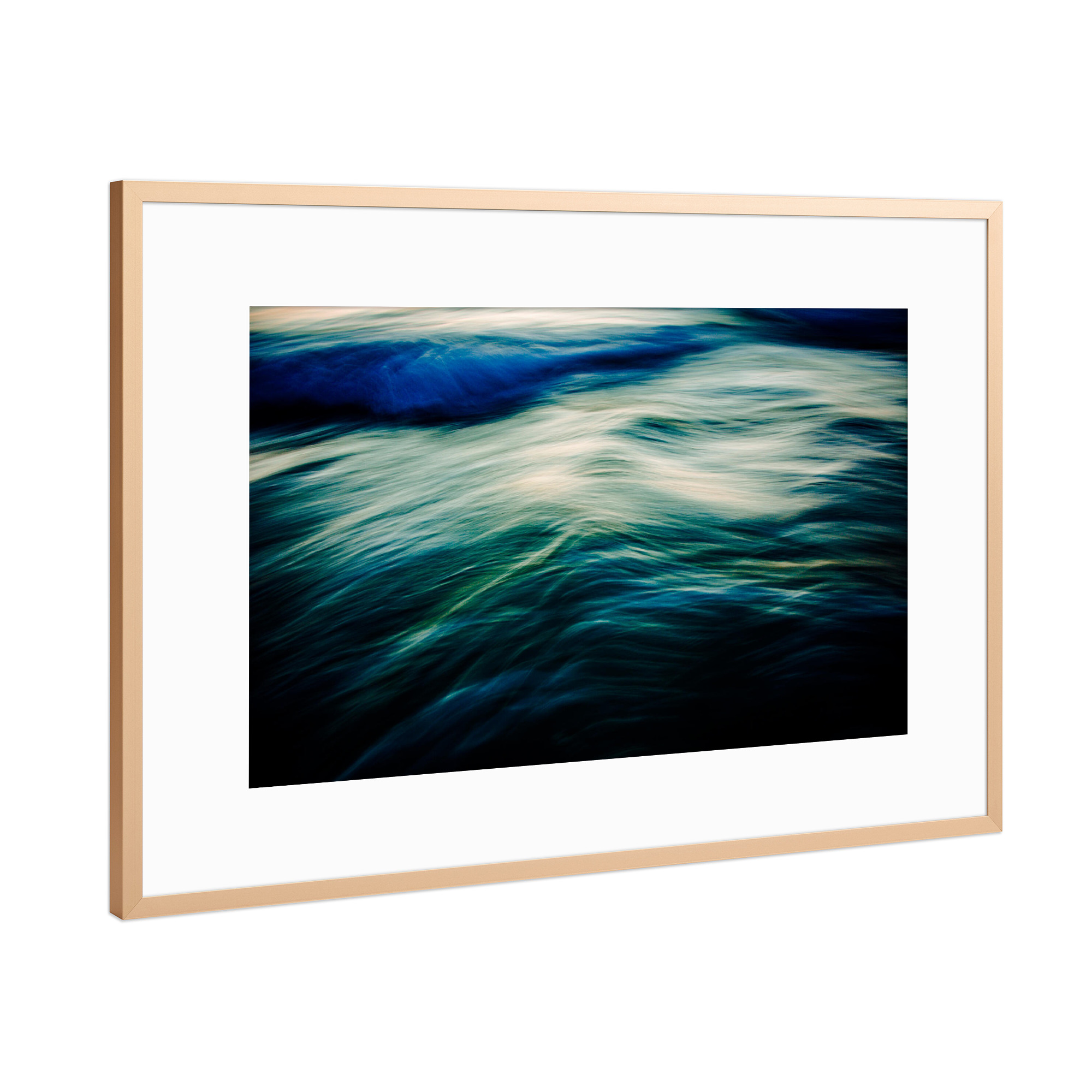 Poster mit Rahmen Kupfer "Dunkle Wellen Nah" artboxONE - Natur,Abstrakt,Reise / Strand und Meer