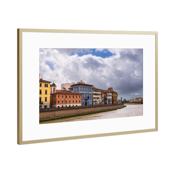 Poster mit Rahmen Gold "Fluss, Häuser, Wolken" artboxONE - Reise,Architektur,Reise / Länder,Städte / Weitere