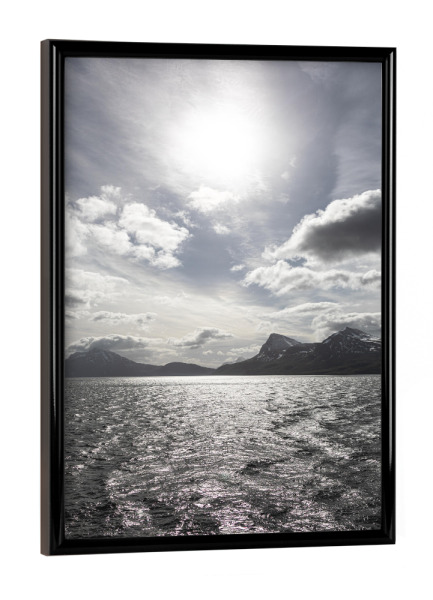 Poster mit schwarzem Rahmen "Licht und Wasser" artboxONE - Natur