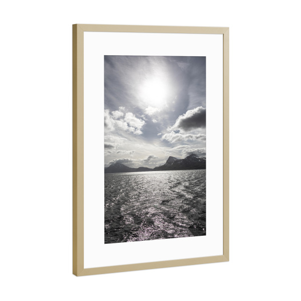 Poster mit Rahmen Gold "Licht und Wasser" artboxONE - Natur
