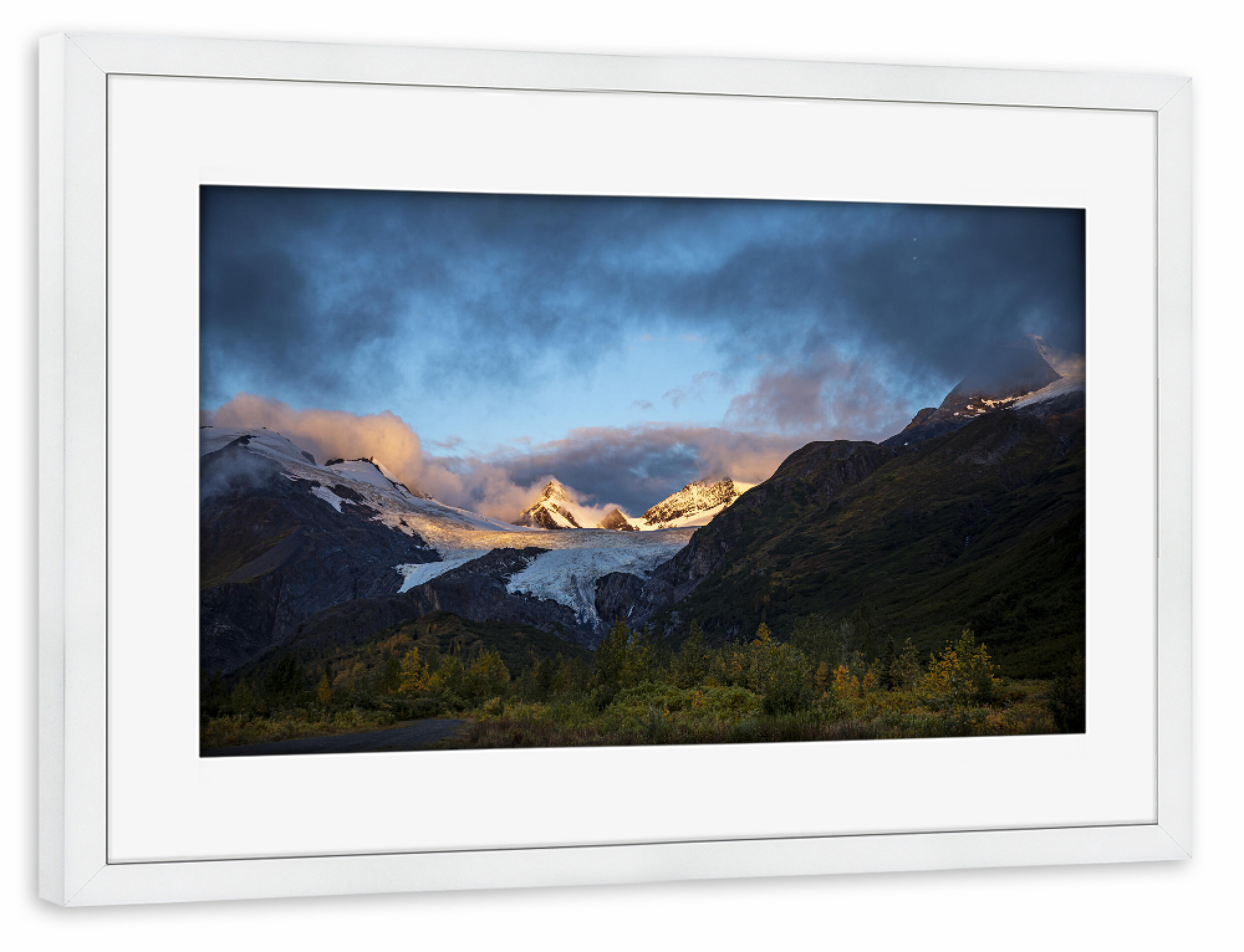 Poster mit Rahmen weiß "Junger Morgen am Gletscher" artboxONE - Natur,Reise - Berge,Gletscher,Morgenlicht,Alaska,Herbst,Landschaft