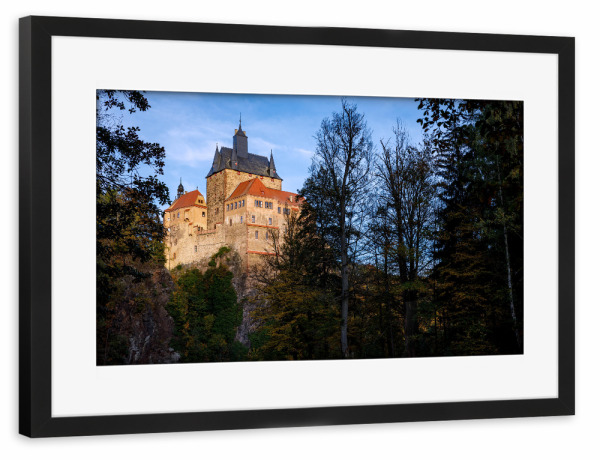 Poster mit Rahmen schwarz "Kriebsteins Ritterburg" artboxONE - Architektur