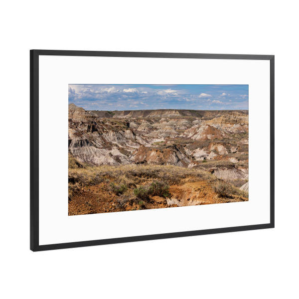 Poster mit Rahmen Schwarz (Metallic) "Die Badlands in Alberta Kanada" artboxONE - Natur