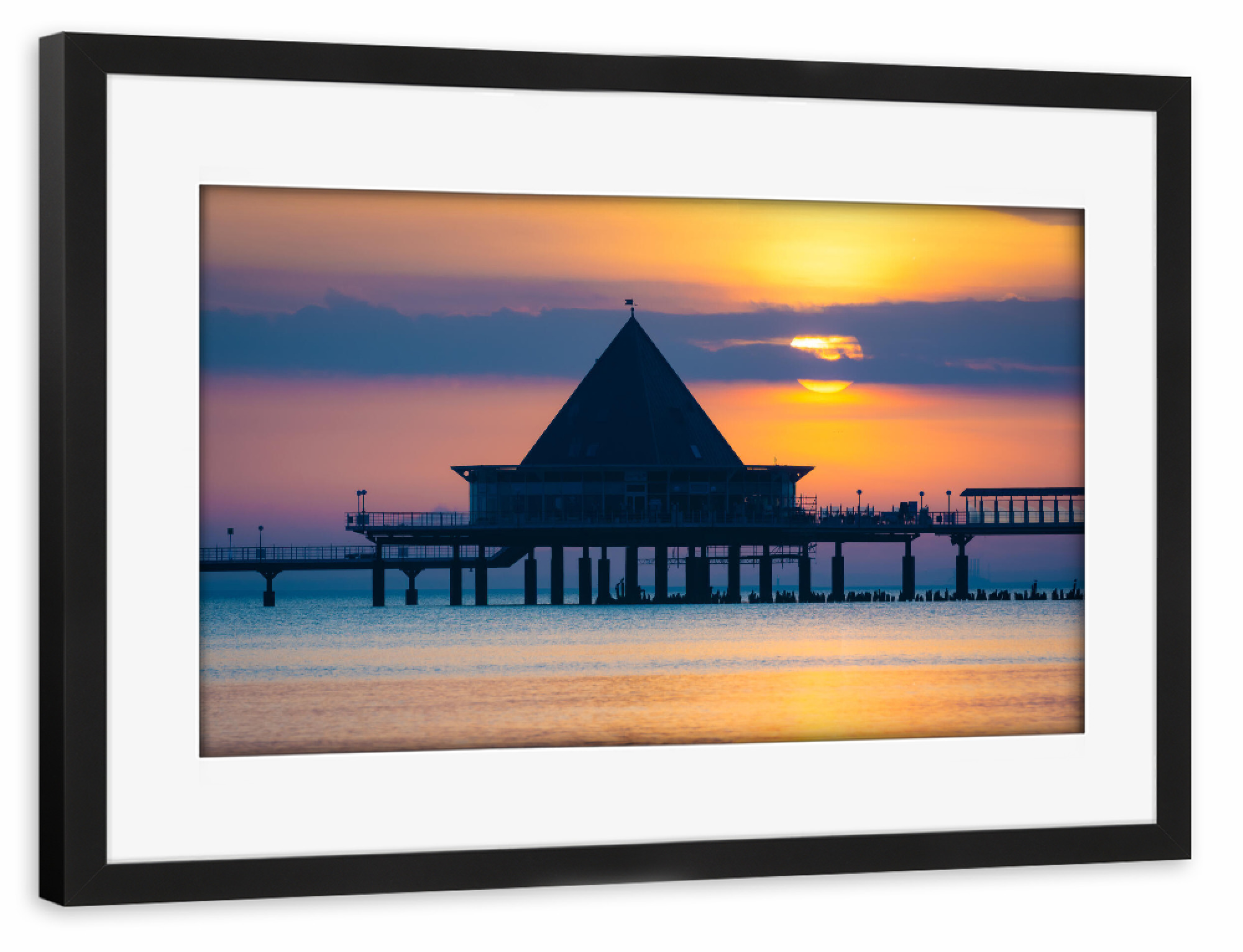 Poster mit Rahmen schwarz "Sonnenaufgang in Heringsdorf" artboxONE - Natur,Reise / Strand und Meer