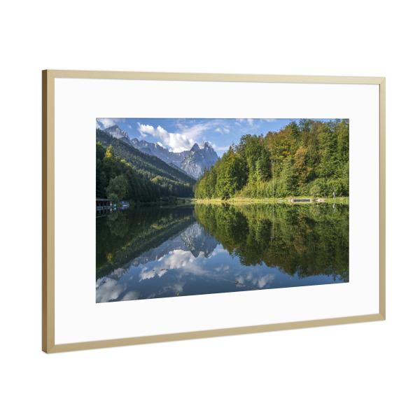 Poster mit Rahmen Gold "Rießersee" artboxONE - Natur,Reise - Rießersee,Rießer see,Garmisch-partenkirchen,Oberbayern,Bayern,See,Bergsee,Alpen