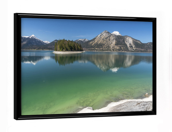Poster mit schwarzem Rahmen "Walchensee in Kochel am See" artboxONE - Natur