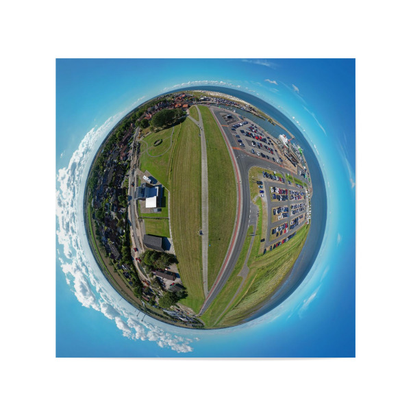 Poster 20x20 cm "Neuharlingersiel - Hafenparkplatz" artboxONE - Städte,Natur,Reise,Architektur,Reise / Strand und Meer
