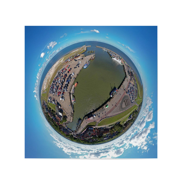 Poster 20x20 cm "Neuharlingersiel - Fährhafen; 30m" artboxONE - Städte,Natur,Reise,Architektur,Reise / Strand und Meer