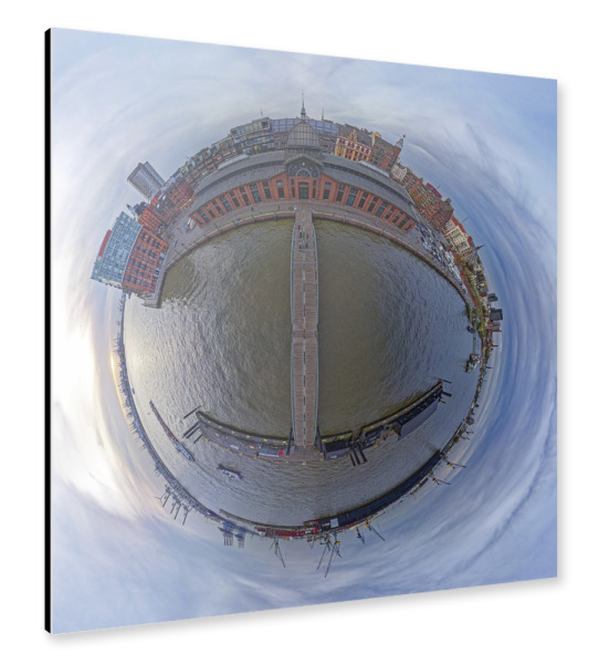 Alu-Dibond "Hamburg Fischauktionshalle aus 20m" 30x30 cm artboxONE