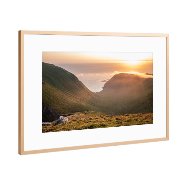 Poster mit Rahmen Kupfer "Lofoten Valley" artboxONE - Natur,Reise