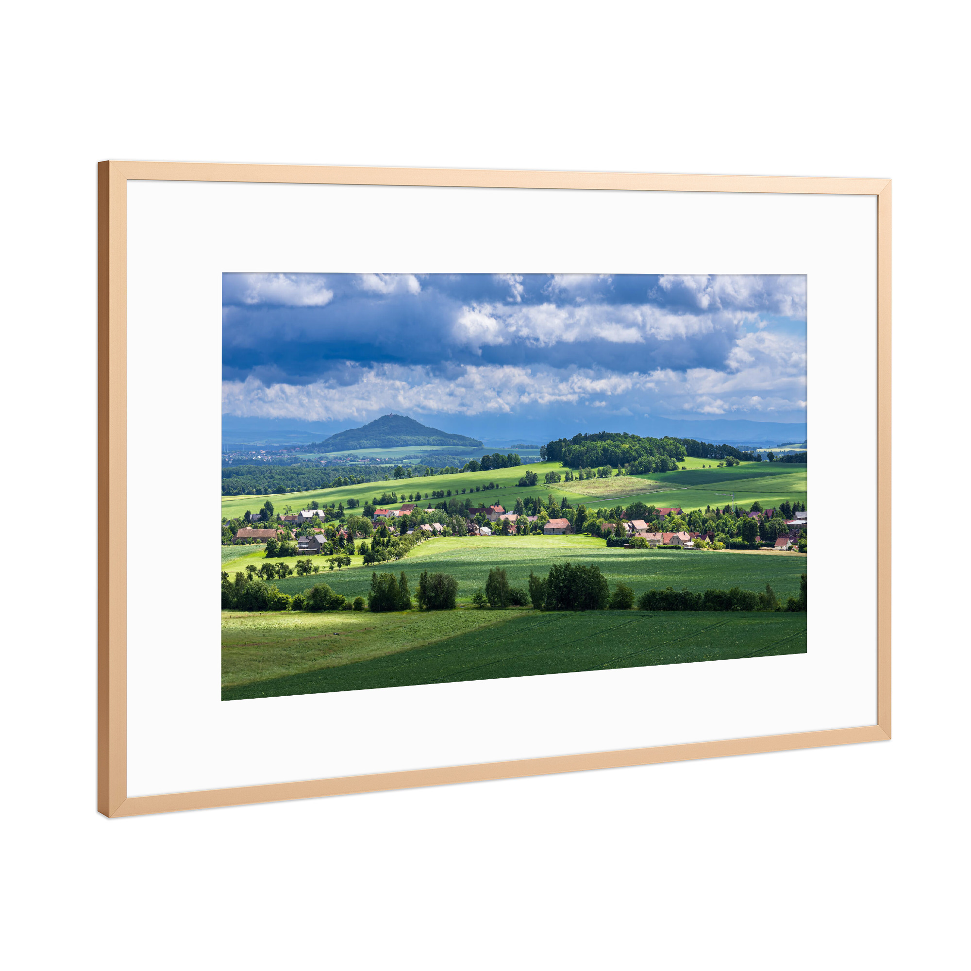 Poster mit Rahmen Kupfer "Wolken, Felder, Bäume" artboxONE - Natur,Reise