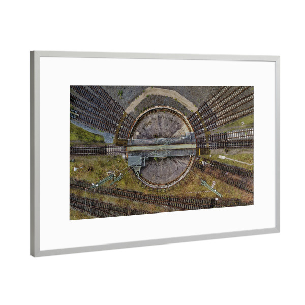 Poster mit Rahmen Silber "Bahn-Drehscheibe" artboxONE - Städte,Städte / Hamburg,Reise,Architektur,Reise / Länder