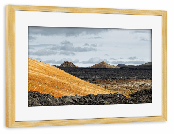Poster mit Rahmen kiefer "Weite Vulkanlandschaft" artboxONE - Natur,Reise,Reise / Länder