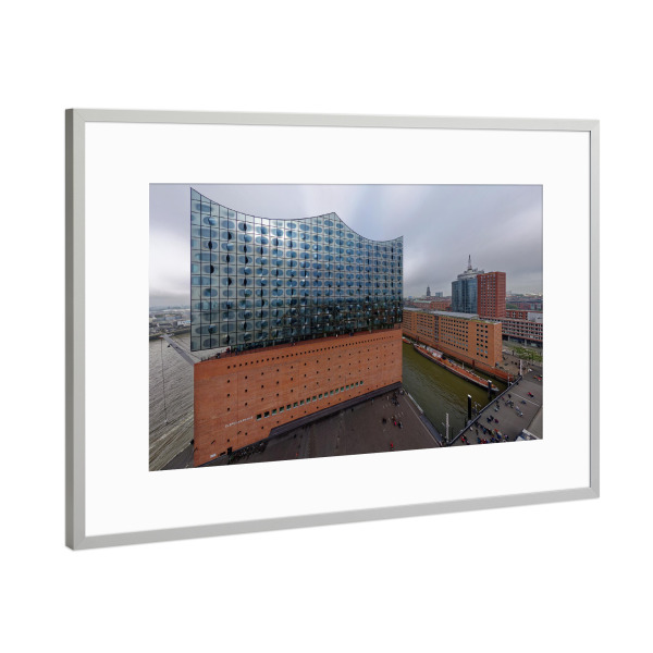 Poster mit Rahmen Silber "Elhpi & Columbushaus - Ostseite" artboxONE - Städte,Städte / Hamburg,Reise,Architektur,Reise / Länder
