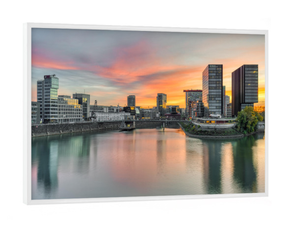 Poster mit weißem Rahmen "Medienhafen in Düsseldorf" artboxONE - Städte,Reise,Städte / Düsseldorf