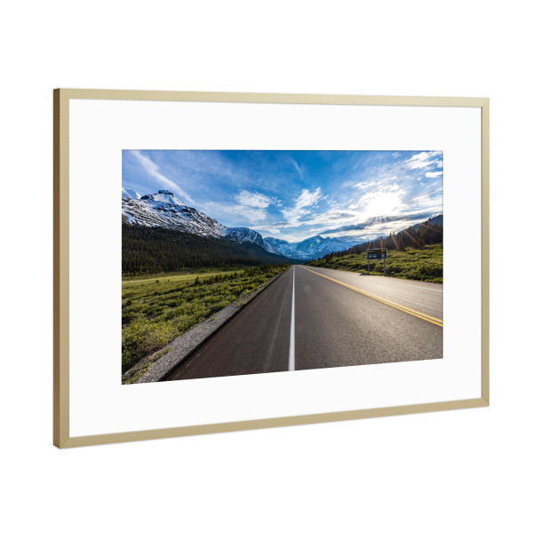 Poster mit Rahmen Gold "Der Icefield Parkway" artboxONE - Natur - Kanada,Rocky mountains,Straße,Icefield parkway,Jasper,Banff,Landschaft,Natur