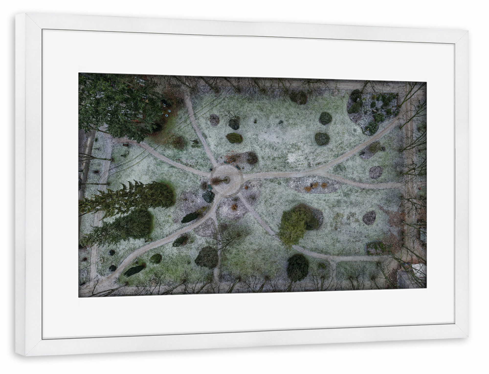 Poster mit Rahmen weiß "Park Alt-Lohbrügger Friedhof" artboxONE - Städte,Städte / Hamburg,Reise,Architektur,Reise / Länder