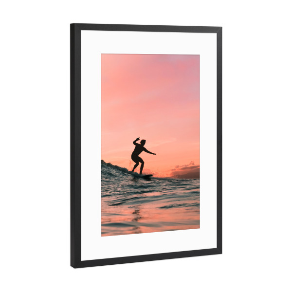 Poster mit Rahmen Schwarz (Metallic) "Sonnenuntergang-Surfer" artboxONE - Menschen,Reise / Strand und Meer,Sport / Sommerspiele,Städte / Los Angeles
