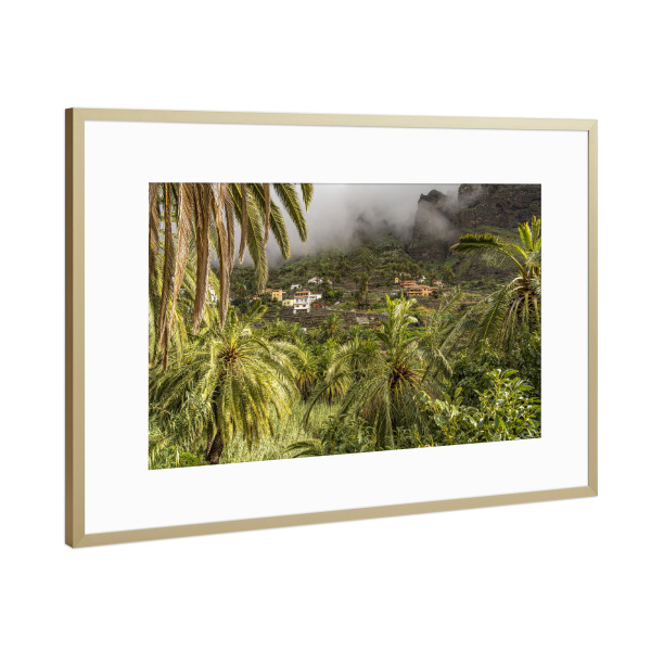 Poster mit Rahmen Gold "Valle Gran Rey, La Gomera" artboxONE - Natur,Reise - Valle gran rey,La gomera,Kanarische inseln,Spanien,Palmen,Landschaft