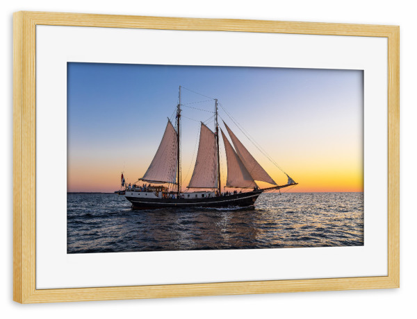 Poster mit Rahmen kiefer "Windjammer und Meer" artboxONE - Natur,Reise,Reise / Strand und Meer