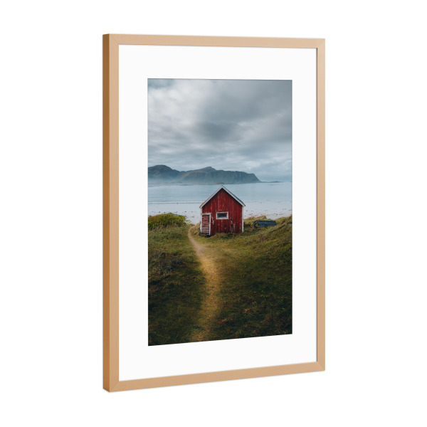 Poster mit Rahmen Kupfer "Rotes Häuschen in Norwegen" artboxONE - Natur,Reise,Architektur