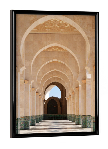 Poster mit schwarzem Rahmen "Arkade der Moschee in Casablanca" artboxONE - Reise,Architektur