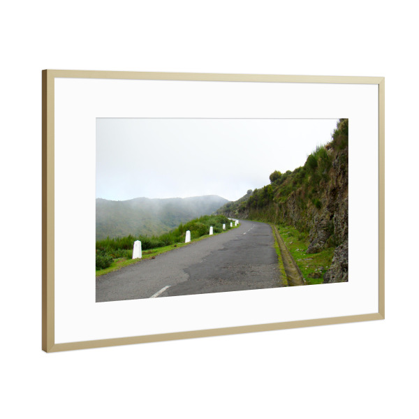 Poster mit Rahmen Gold "Eine Bergstraße @ Madeira" artboxONE - Reise,Reise / Länder