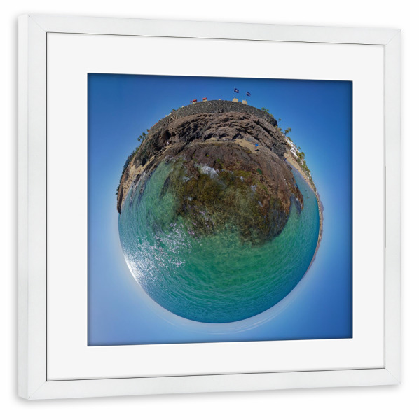 Poster mit Rahmen weiß "Fuerteventura - Strand Tindaya;10m" artboxONE - Städte,Natur,Reise,Architektur,Reise / Strand und Meer