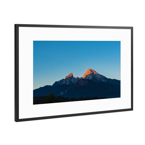 Poster mit Rahmen Schwarz (Metallic) "Watzmann mit Alpenglühen" artboxONE - Natur,Reise