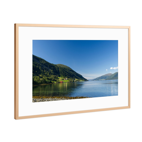 Poster mit Rahmen Kupfer "Am Ufer des Eidsfjords" artboxONE - Natur,Reise,Reise / Strand und Meer,Reise / Länder