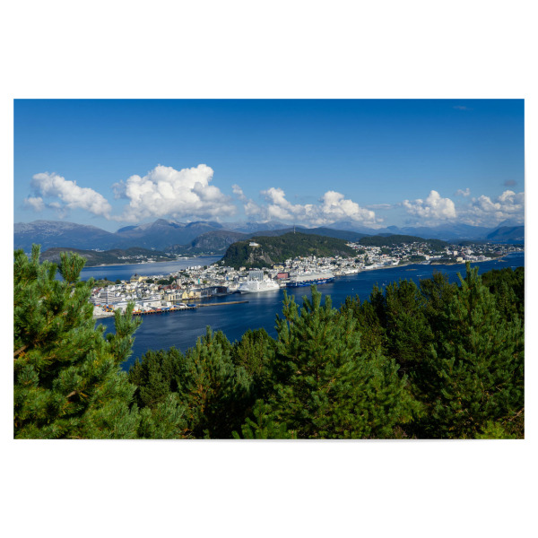 Poster 30x20 cm "Blick auf Alesund mit Hafen" artboxONE - Städte,Natur,Reise,Reise / Strand und Meer,Reise / Länder