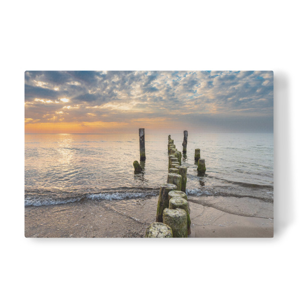 Leinwandbild "Strand, Buhne, Meer, Wolken" artboxONE - Natur,Reise,Reise / Strand und Meer