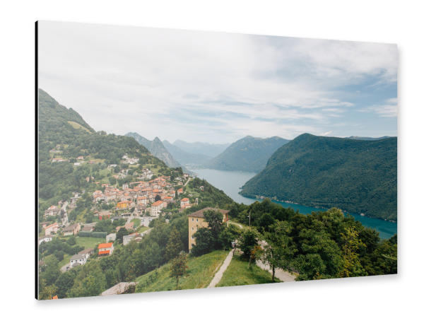 Alu-Dibond "Blick über das Dorf Brè" 30x20 cm artboxONE