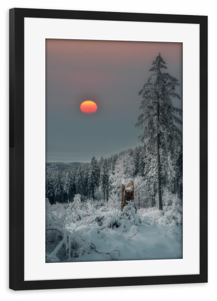 Poster mit Rahmen schwarz "Winter Vibes" artboxONE - Natur - Winter,Sonne,Wald,Schnee,Eis,Frost,Erzgebirge,Tannenbaum,Kalt,Natur