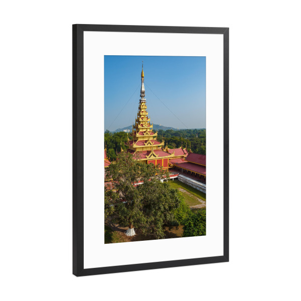 Poster mit Rahmen Schwarz (Metallic) "Mandalay in Myanmar" artboxONE - Architektur