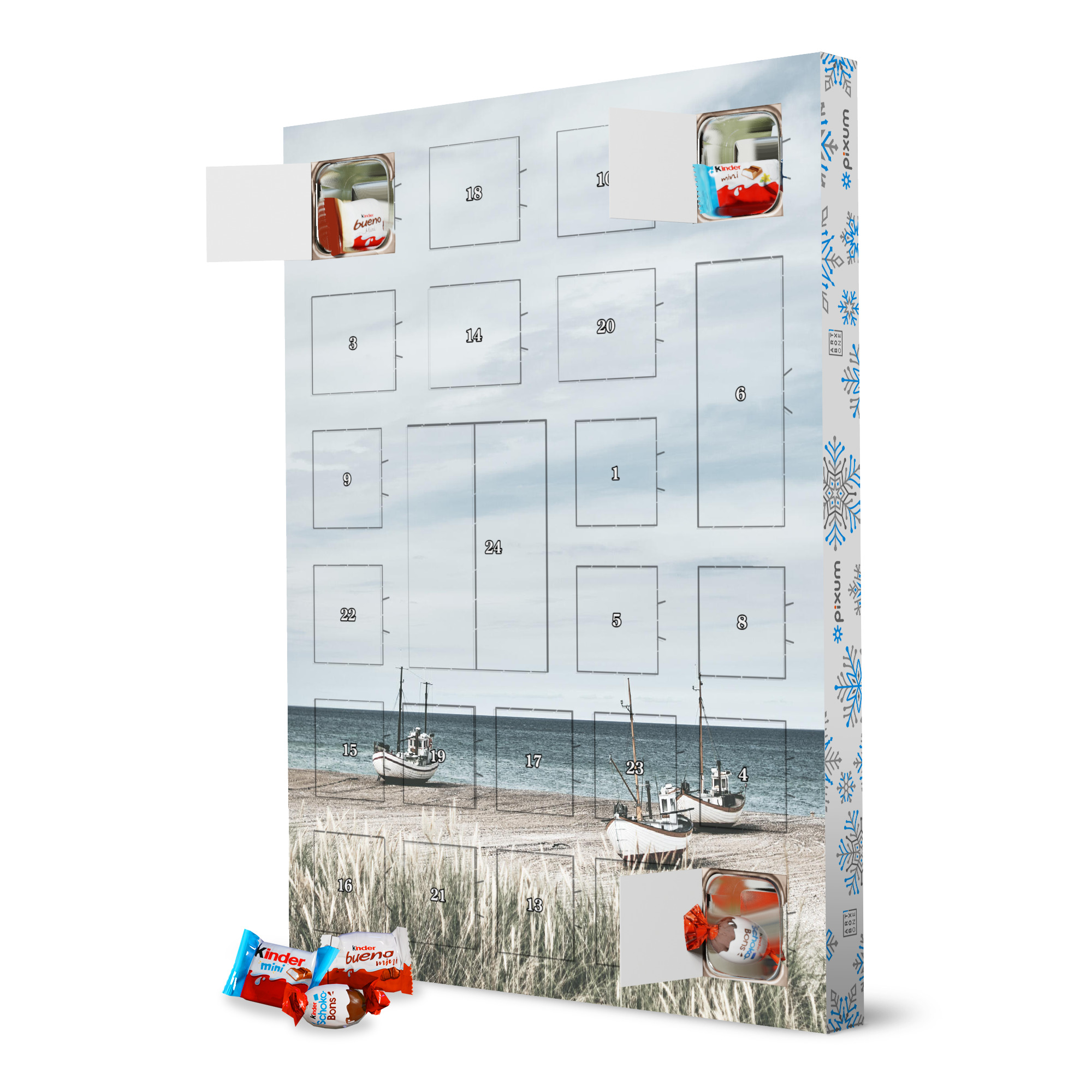 Adventskalender XXL mit Produkten von Kinder Dänische Fischerboote am Strand artboxONE Adventskalender Natur