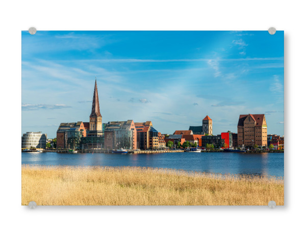 Acrylglasbild "Kirche, Häuser, Warnow, Schilf" artboxONE - Natur,Reise,Architektur,Städte / Weitere