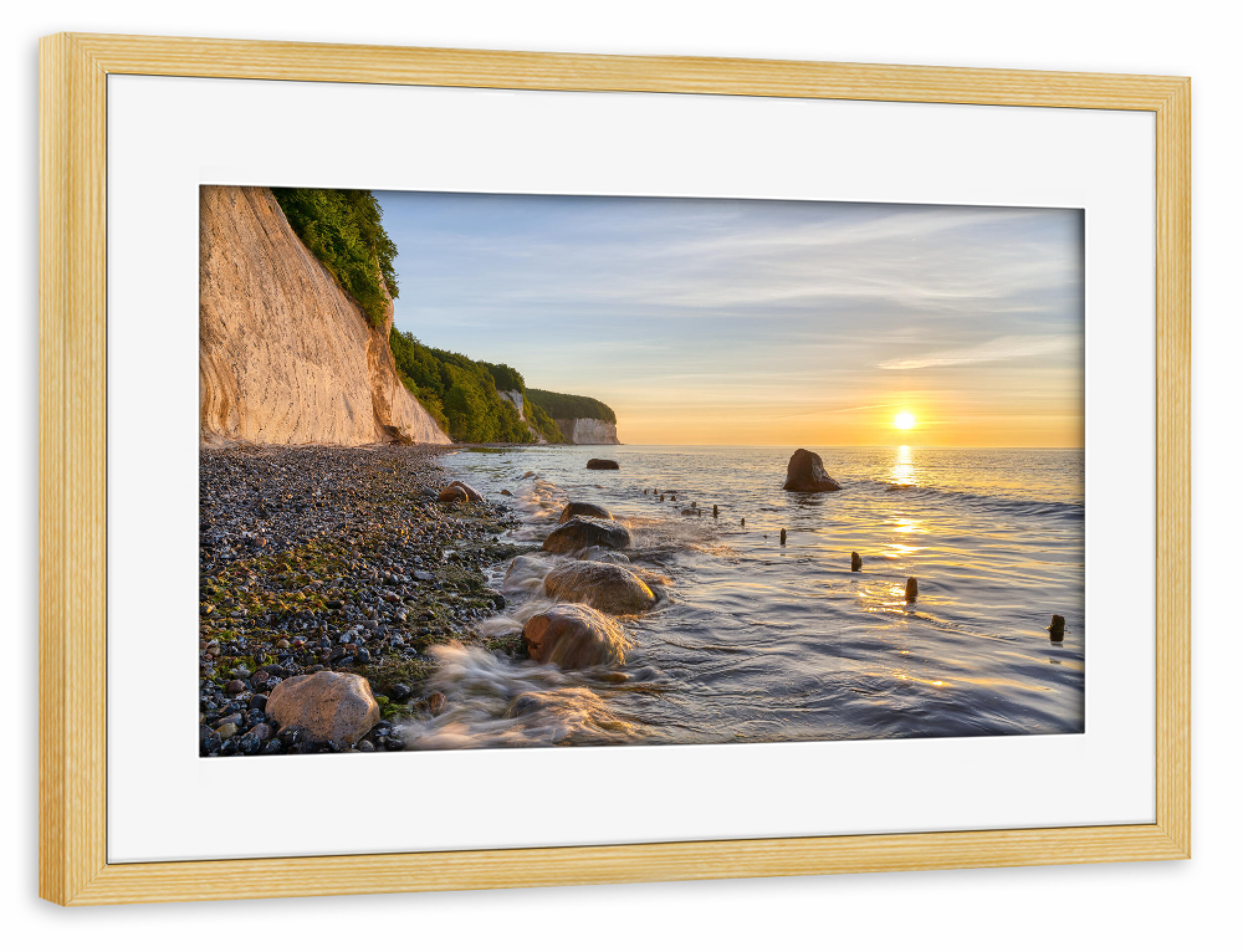 Poster mit Rahmen kiefer "In der Piratenschlucht auf Rügen" artboxONE - Reise,Musik,Reise / Strand und Meer