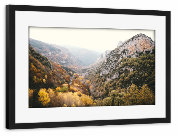 Poster mit Rahmen schwarz "Herbst in Nordspanien" artboxONE - Natur,Reise,Reise / Länder - Herbst,Spanien,Berge,Färben,Herbstfarben,Moody