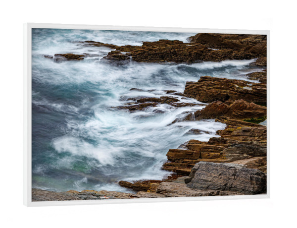 Poster mit weißem Rahmen "Felsenküste" artboxONE - Natur - Küste,Riff,Kliff,Meer,Ozean,Wellen,Irland,Felsenküste,Strand,Atlantik