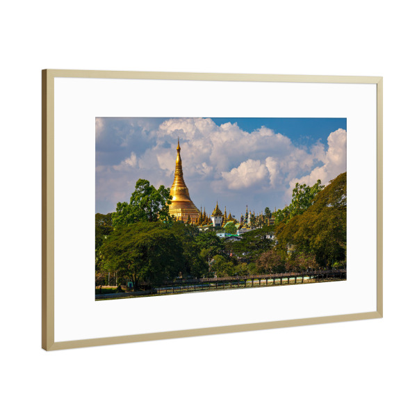 Poster mit Rahmen Gold "Shwedagon Pagode in Rangoon" artboxONE - Architektur