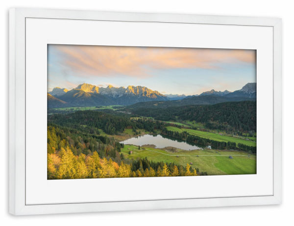 Poster mit Rahmen weiß "Blick über den Geroldsee" artboxONE - Natur,Reise,Reise / Länder