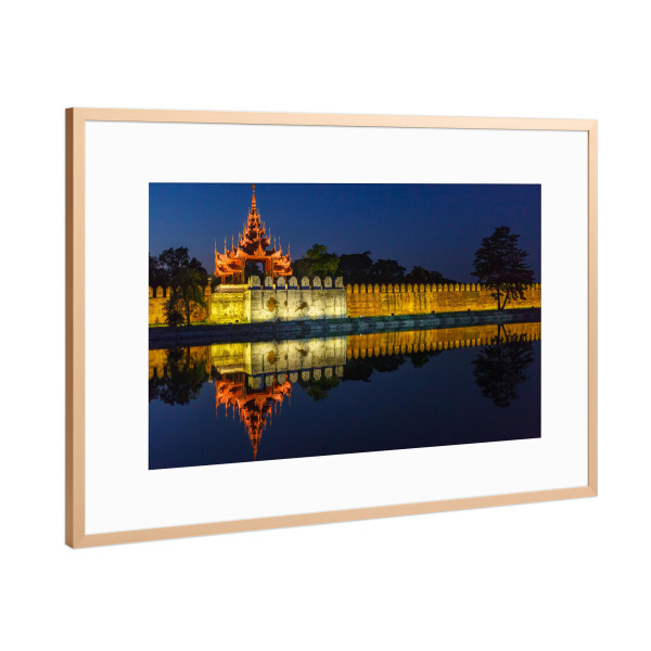 Poster mit Rahmen Kupfer "Königspalast Mandalay" artboxONE - Architektur