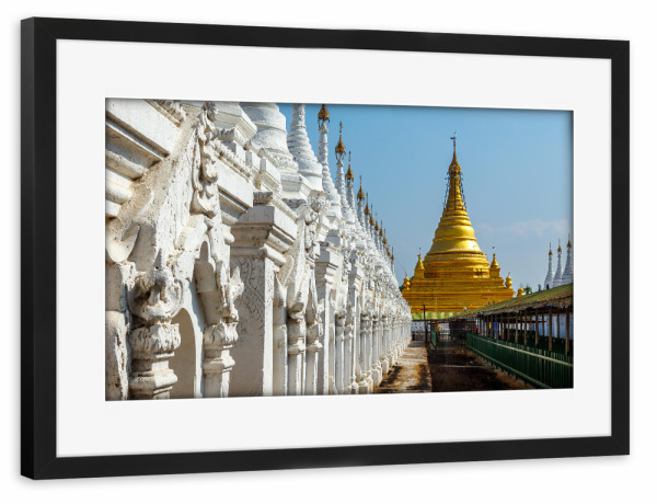 Poster mit Rahmen schwarz "Goldenen Pagoden von Mandalay" artboxONE - Architektur